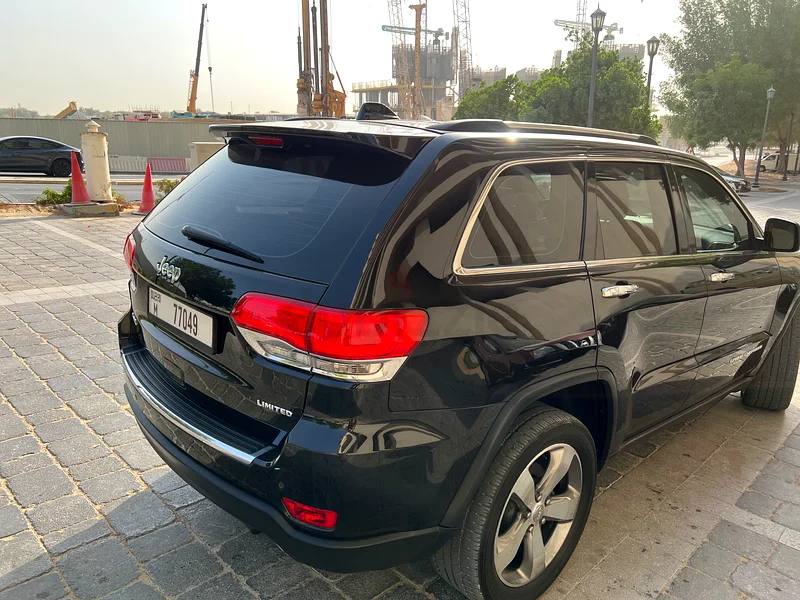 For Sale – Jeep Grand Cherokee Limited Plus V8 2015 model63612071320579113