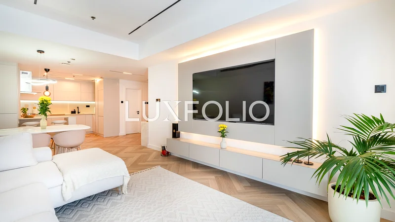 Exclusive | VOT | Upgraded | Sea View64041590757891110
