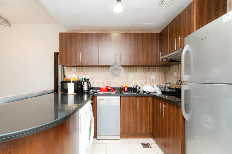 Vacant | Furnished | Corner Unit63734347353217114