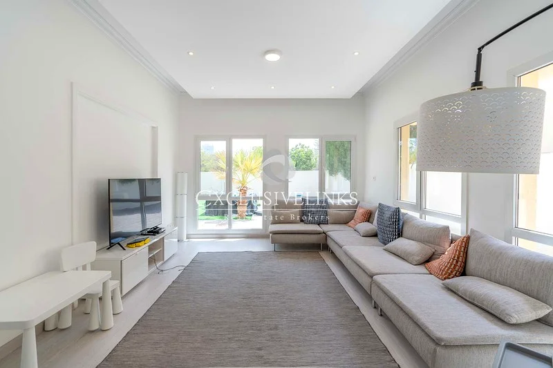 5 BR | Single Row | Large Garden | Vacant Soon63612102084867113