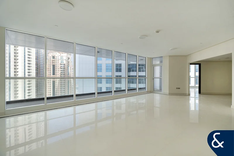 2,979 Sq. ft. | Vacant Unit | High Floor64037935328899111