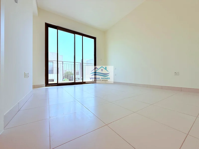 فيلا من 4 غرف نوم مع غرفة خادمة | باركسايد63805884481155113