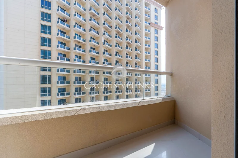 Studio | Tenanted Unit | With Parking64031805299075114