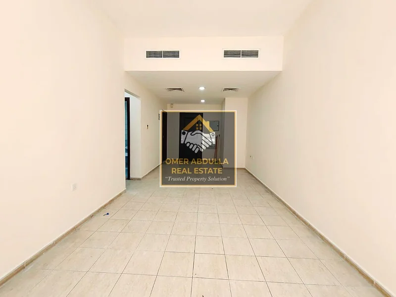 عرض ساخن !! شقة واسعة بغرفة نوم واحدة مع حمام واحد !! مع موقف سيارات!! فقط 37 ألف !! مويلح تجارية الشارقة63812229848322110