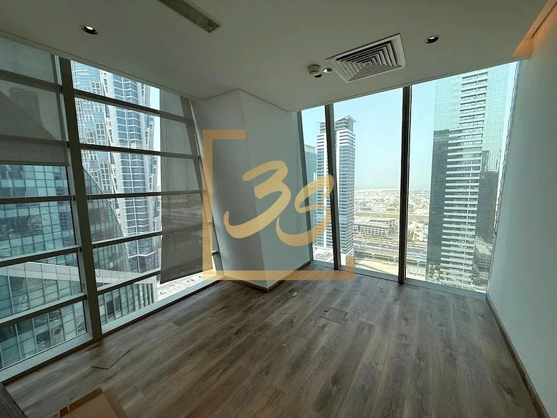 طابق عالي | قيد التجديد | بائع متحمس63826268150018111