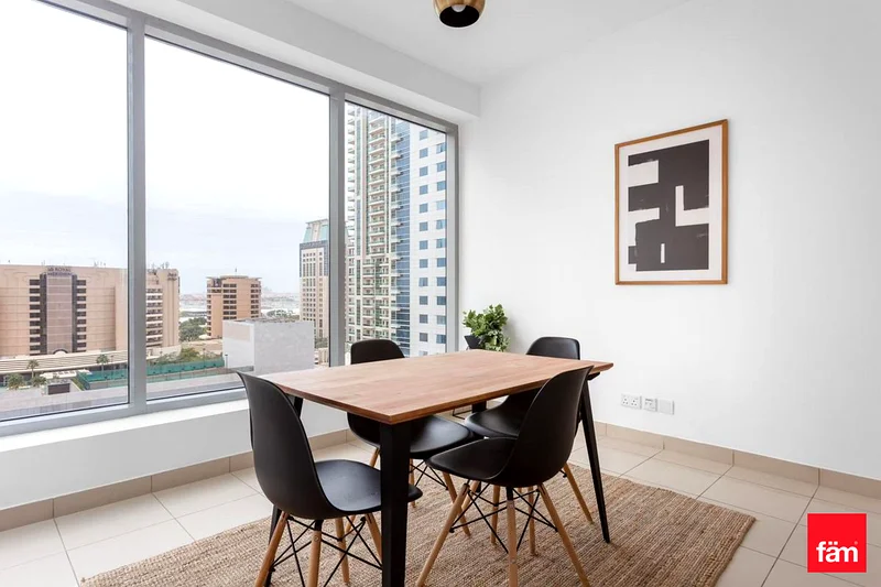 Spacious| Upgraded | Prime location63775420689283114
