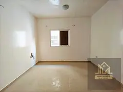 STAFF FOR COMPANY READY TO MOVE STUDIO