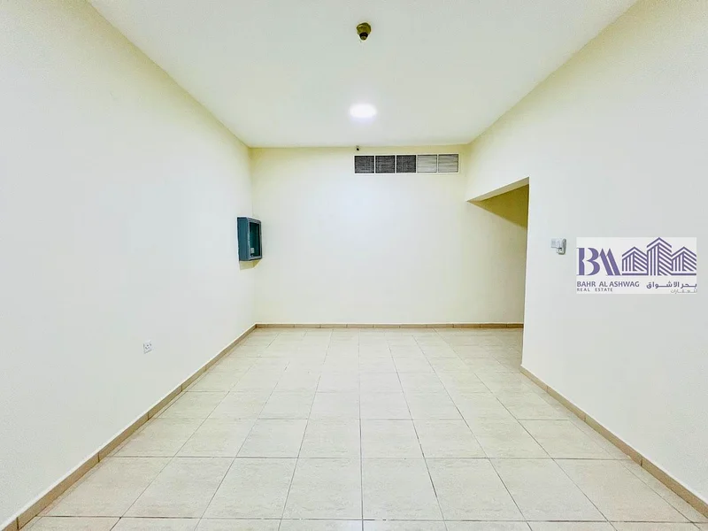 قريب من مول المدينة | شقة من غرفتي نوم وصالة63726205830275113
