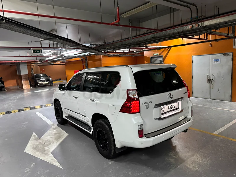 لكزس GX460 2011 مع سجل صيانة كامل63612073684994112