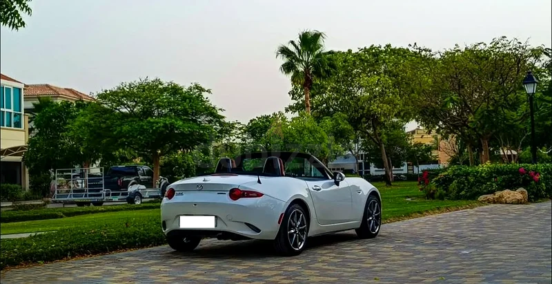 Mazda MX-5 Miata Like Brand New (2022)63613467287554111