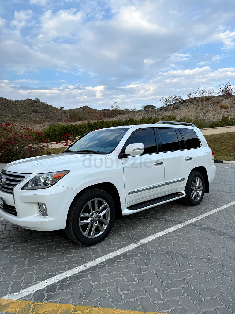 Lexus Lx57063612072057218111