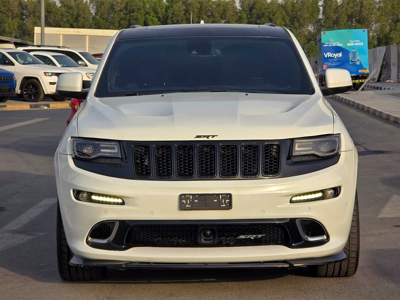 Jeep Grand Cherokee 2015 Gulf Specifications SRT in Good Condition63612071336579111