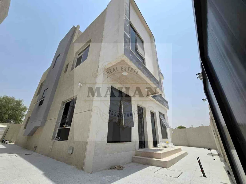 🏡 Villa for Sale – Corner Plot on Main Street hello 263908898513027111