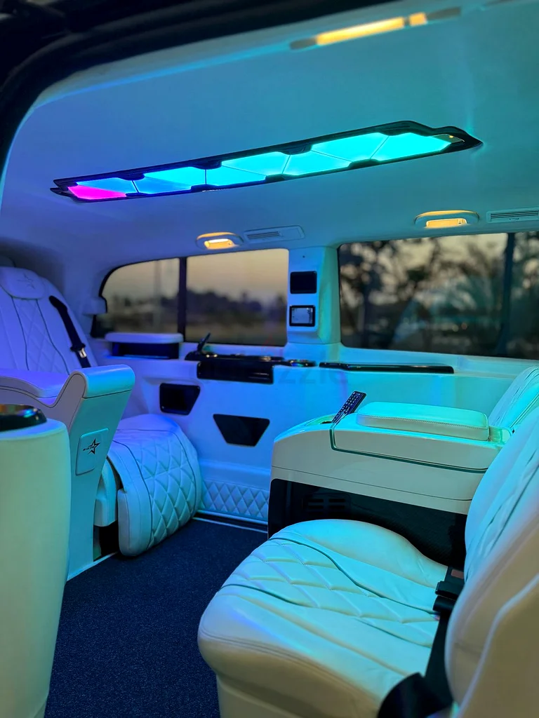LUXURY GAMING VAN Mercedes V250 Blackstar Custom63699041985795110