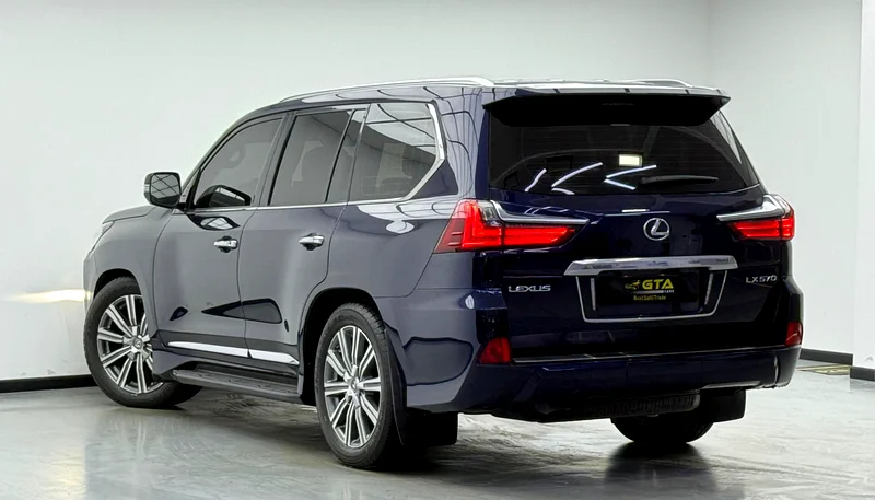 2020 Lexus LX 570, 1 Year Unlimited KM Warranty, 2026 Agency Service Contract, Agency FSH, GCC63612056262275113