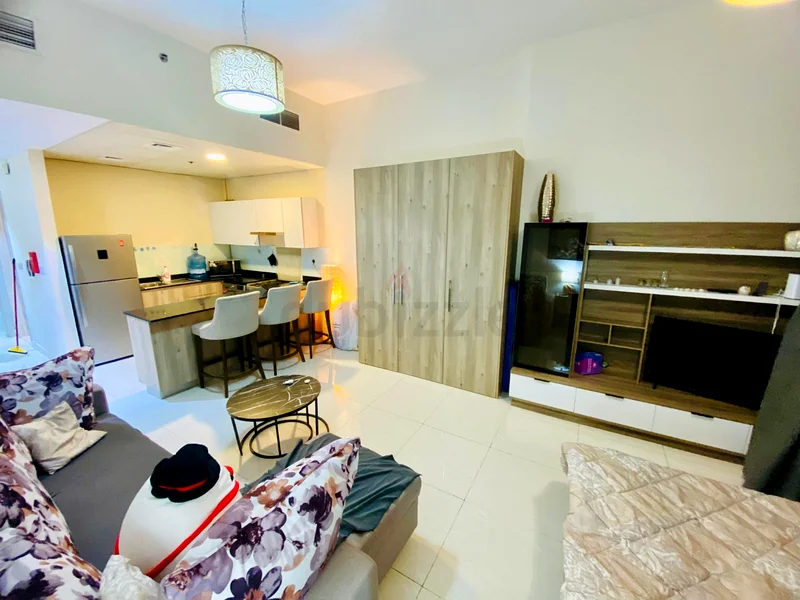 Studio Apartment in Platinum Residences – Jumeirah Village Circle (JVC)63624809948419112