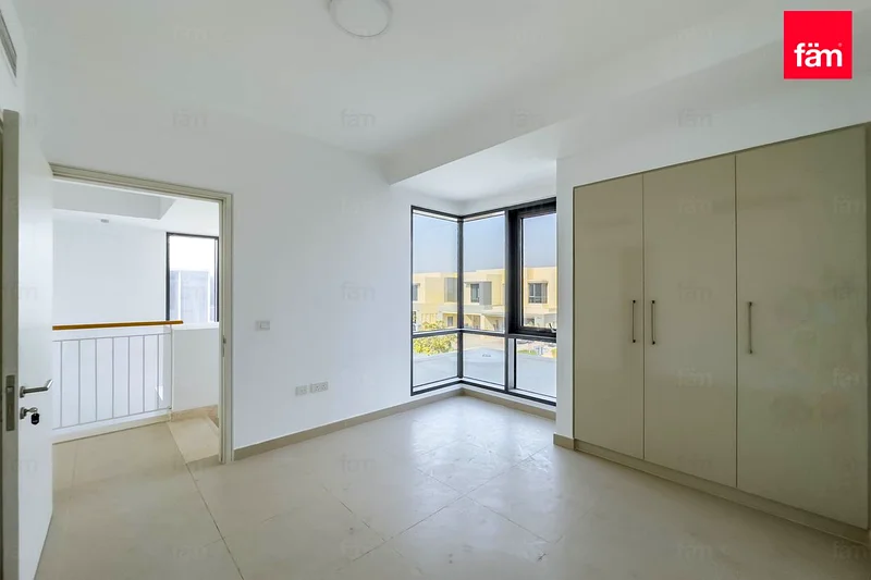 Corner House | Genuine Listing | Emaar64045900761473113