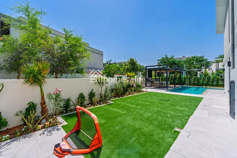CORNER UNIT | UPGRADED | ON PARK | GARDEN SUITE63930520135939113