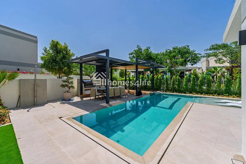 CORNER UNIT | UPGRADED | ON PARK | GARDEN SUITE63930520135939112
