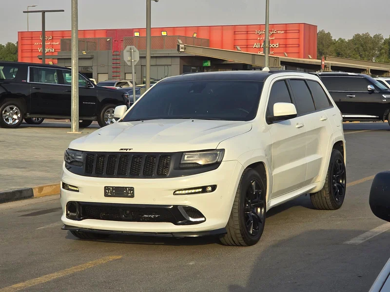 Jeep Grand Cherokee 2015 Gulf Specifications SRT in Good Condition63612071336579112