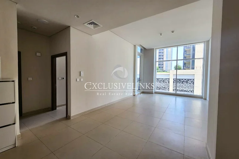 Spacious 1BR | Park-Facing View | Balcony63760027556610113