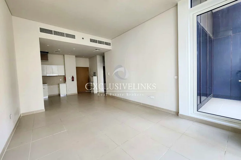Spacious 1BR | Park-Facing View | Balcony63760027556610112