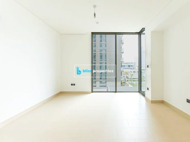 Burj Khalifa View | Luxurious Layout | Vacant63757953176577112