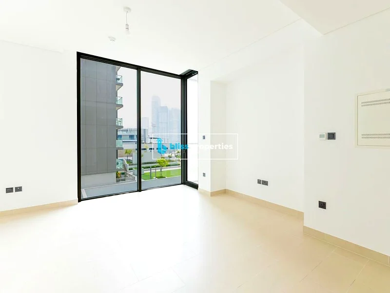 Burj Khalifa View | Luxurious Layout | Vacant63757953176577113