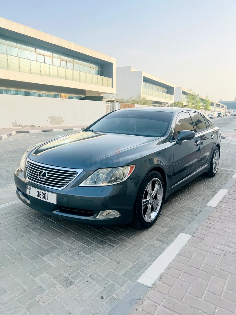 Lexus LS 460 Clean titile (History available)63613736748290112