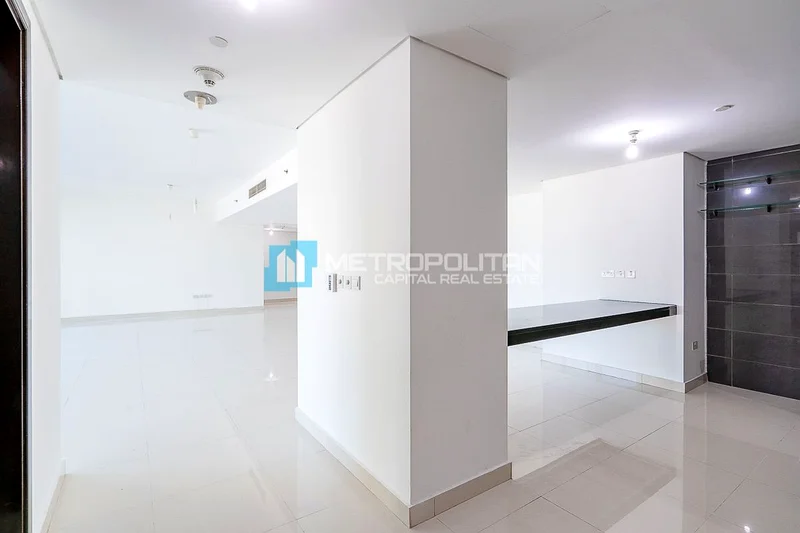 الطابق العالي | وحدة زاوية بـ 4 غرف نوم | إطلالة على المارينا | غسالة ملابس | النوع D63845518726019114