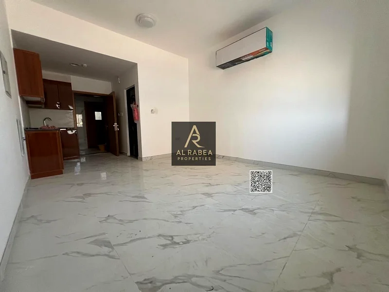 ستوديو بالطابق الأول، مطبخ منفصل، سهولة في الدخول والخروج، دبي63718195600769110