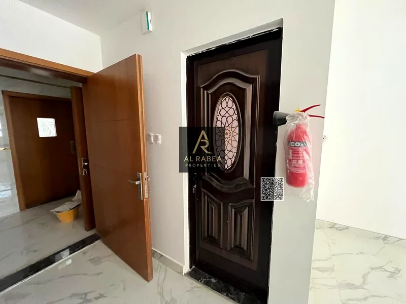 ستوديو بالطابق الأول، مطبخ منفصل، سهولة في الدخول والخروج، دبي63718195600769111