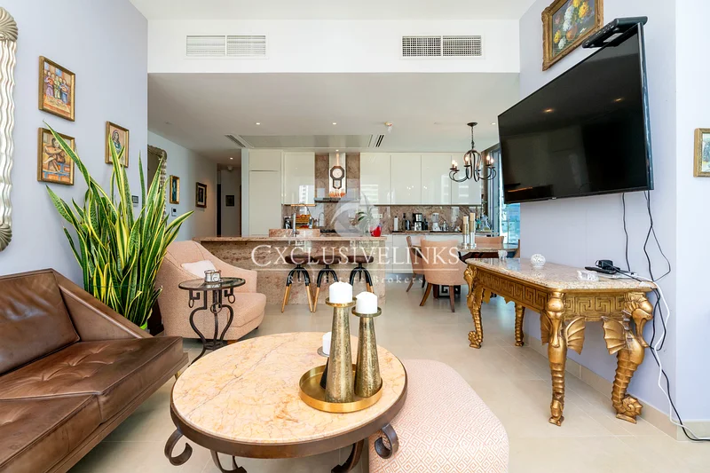 Luxury | Corner Unit | Partial Marina/Palm View63776426880898111