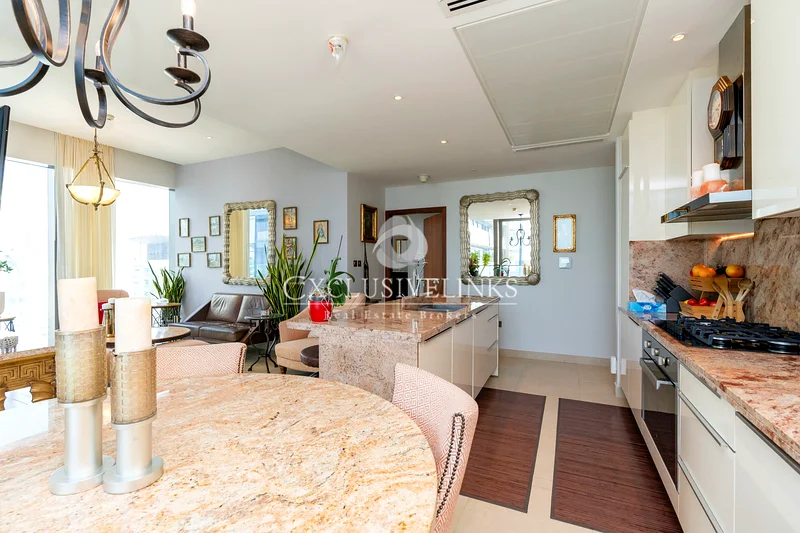 Luxury | Corner Unit | Partial Marina/Palm View63776426880898112