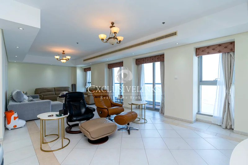 بائع متحمس | إطلالات على البحر والنخيل | مؤجر64041590783618111