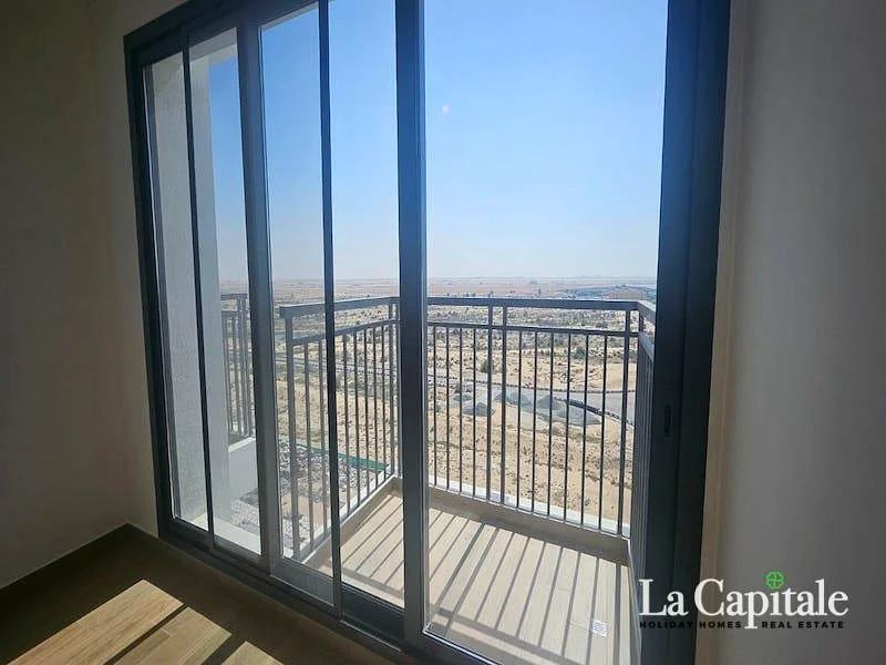 Ready to Move In | Prime Location | Pool View63736901136385114