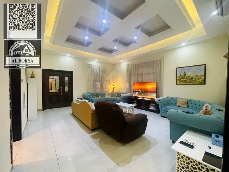 🏡 تأجير – فيلا سكنية/تجارية مميزة في الروضة 📍 الموقع: شارع رئيسي متميز، موقع استراتيجي وسهل الوصول63721988189314113