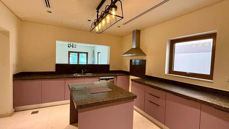 3BR Type A | Near Park | Upgraded | Best Price63762121696386112