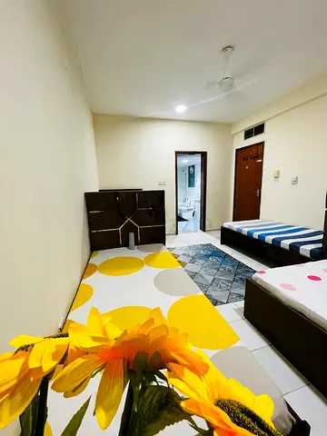 Executive bed space for female.