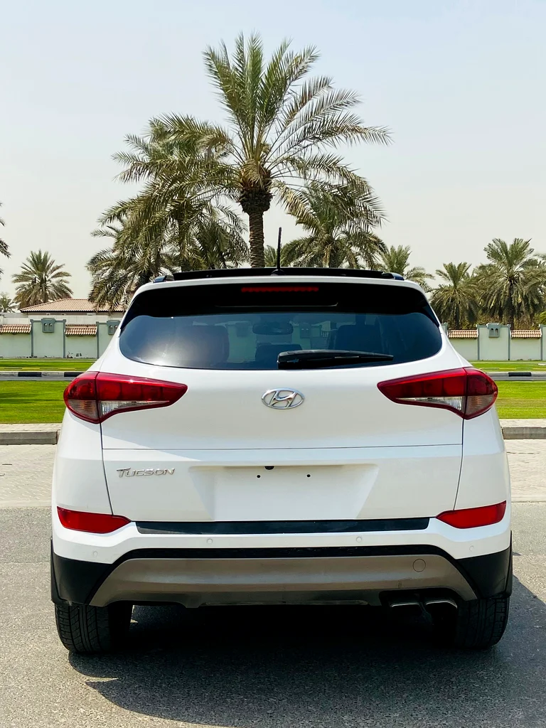 2017 Hyundai Tucson Limited 1.6T AWD – Premium SUV | Very Low Mileage | Full Luxury Experience63612056529154114