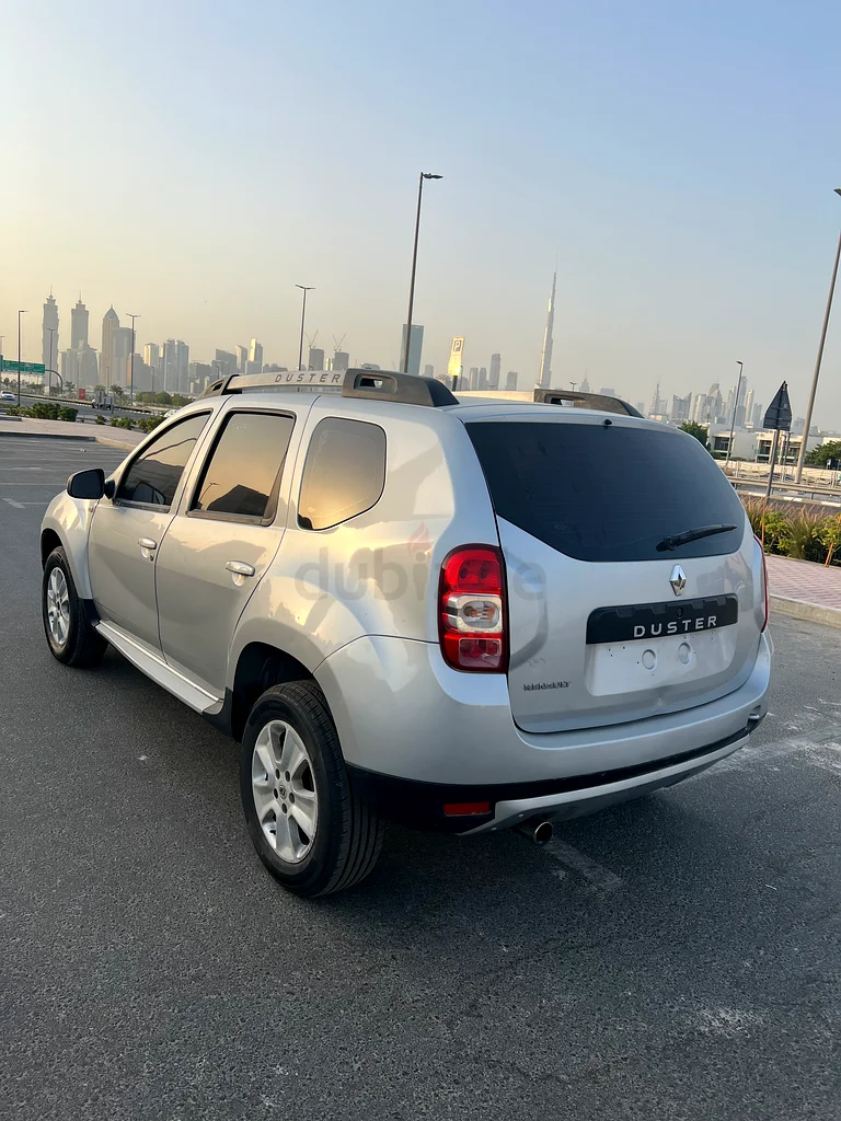 رينو داستر بأميال قليلة63613733670913111