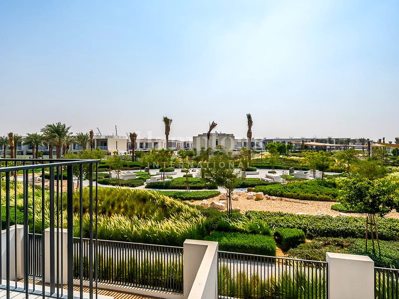 Central Park View | Single Row | Vacant September63732207654913113