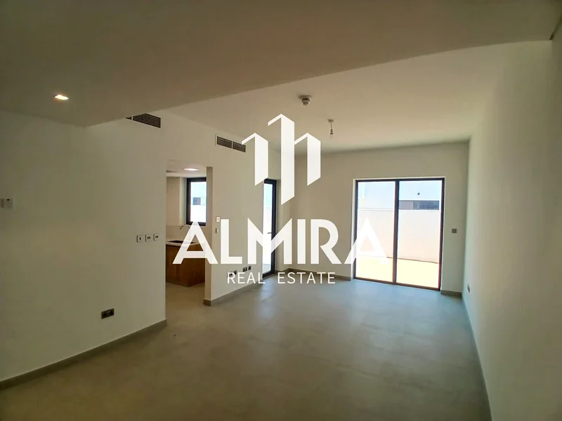 Single Row Mid | Near Park | Spacious 3BR+MR63848388358147114