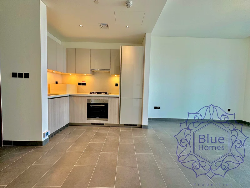 Skyline View, BRAND New, 1 BEDROOM + Study Room , Luxury Facilities63759748198402114