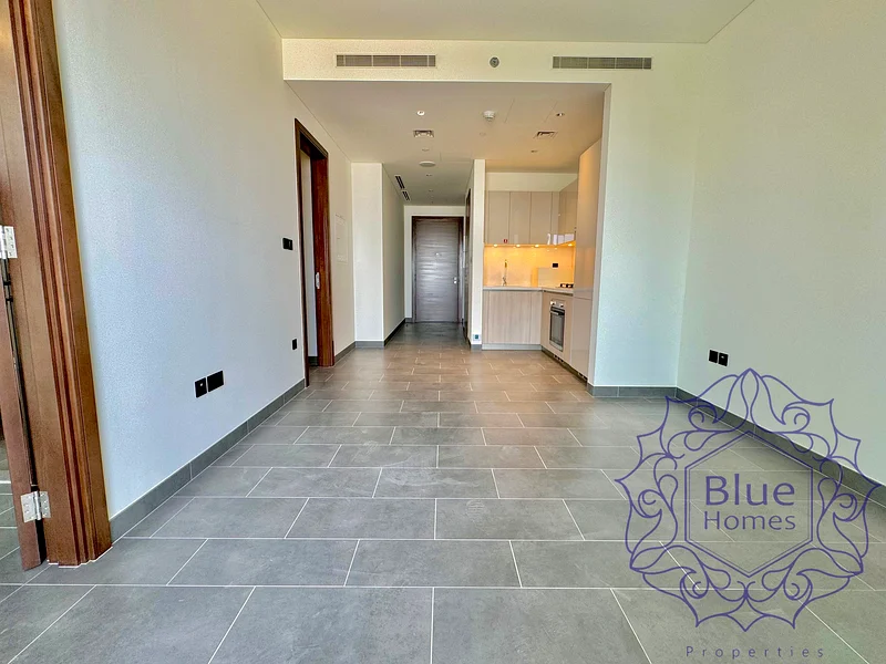 Skyline View, BRAND New, 1 BEDROOM + Study Room , Luxury Facilities63759748198402113