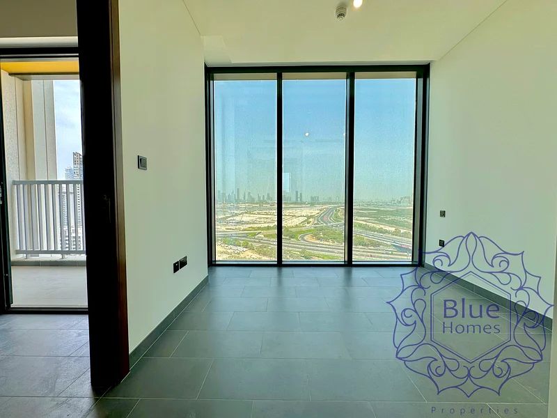 Skyline View, BRAND New, 1 BEDROOM + Study Room , Luxury Facilities63759748198402111