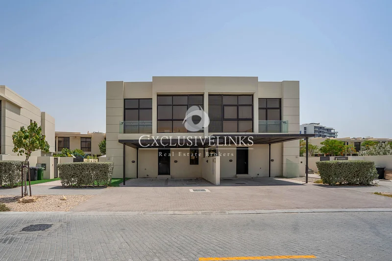 4 BR Villa For Sale | Type THH | Large Plot63971138297858110
