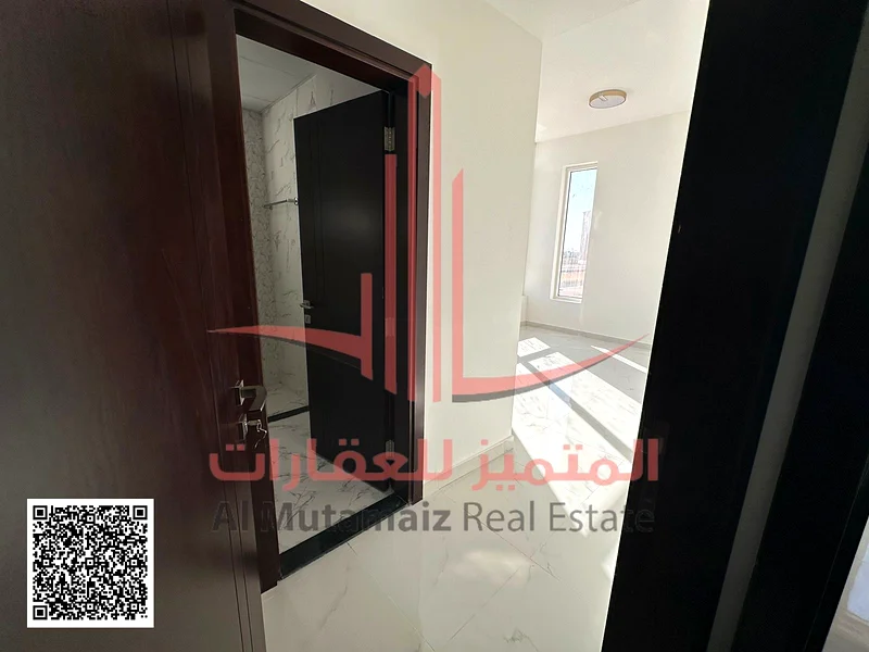 Building for sale, 2Y old,ROI can be increased 10%63865570450691113