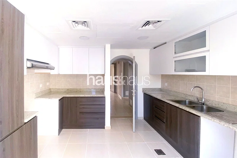 مطبخ مُحدّث | حديقة مُهندسة | زاوية63728636860035114