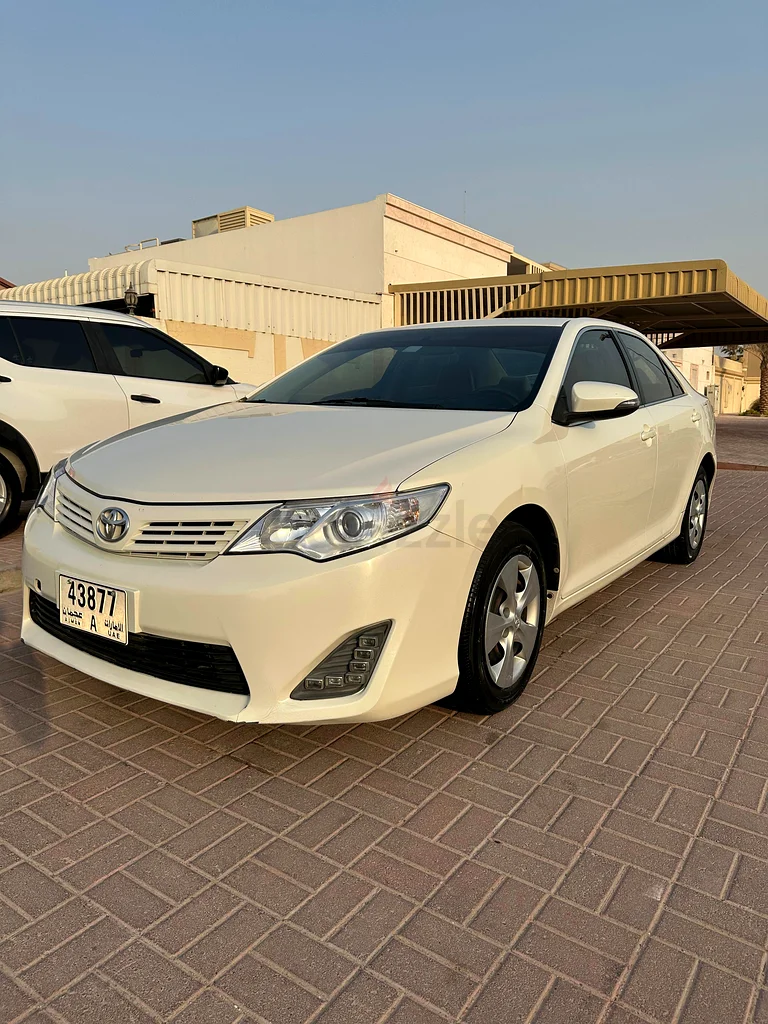 TOYOTA CAMRY GCC VERY GOOD CONDITION63612450198531112